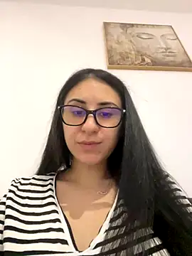 Snapshot of JenniferEdith chatting on 12/07/24, 07:43 JenniferEdith online show from 12/07/24, 07:43