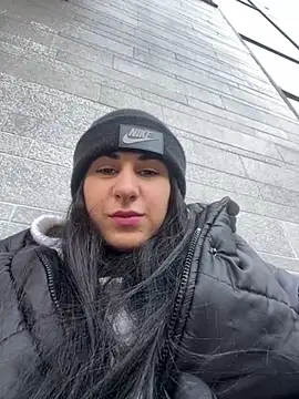 Snapshot of JenniferEdith chatting on 12/16/24, 10:40 JenniferEdith online show from 12/16/24, 10:40