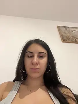 Snapshot of JenniferEdith chatting on 12/28/24, 10:03 JenniferEdith online show from 12/28/24, 10:03