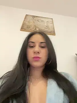 Snapshot of JenniferEdith chatting on 01/07/25, 08:34 JenniferEdith online show from 01/07/25, 08:34