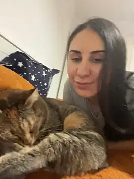 Snapshot of JenniferEdith chatting on 01/15/25, 04:43 JenniferEdith online show from 01/15/25, 04:43