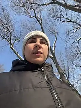 Snapshot of JenniferEdith chatting on 02/19/25, 08:44 JenniferEdith online show from 02/19/25, 08:44