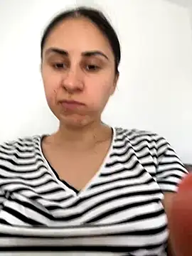 Snapshot of JenniferEdith chatting on 09/21/25, 11:45 JenniferEdith online show from 09/21/25, 11:45