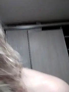 Linda Gregory online show from 10/04/25, 10:19