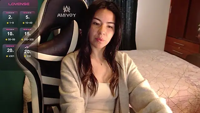 alice middlee online show from 06/18/26, 03:38