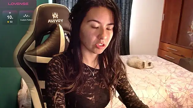 alice middlee online show from 06/22/26, 03:53