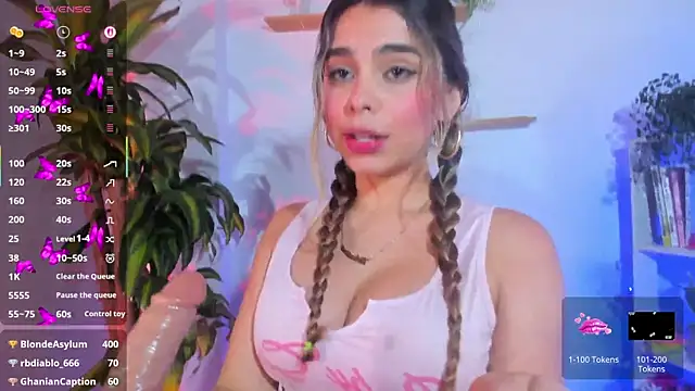 crisbell lopez online show from 05/18/26, 04:07