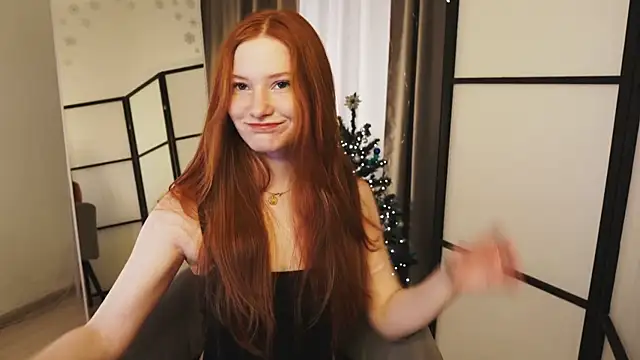 FiaMoor online show from 12/23/25, 10:24