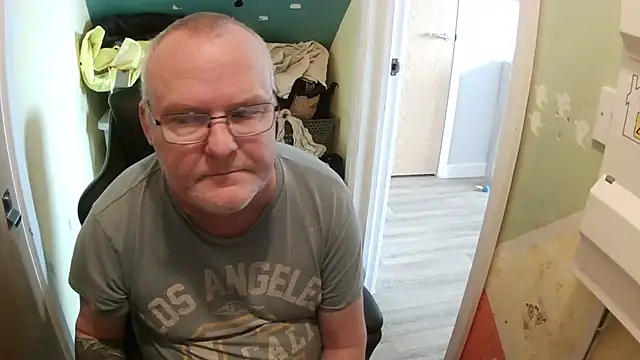 FriendlyDave online show from 02/09/25, 10:20