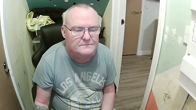 FriendlyDave online show from 02/09/25, 08:13