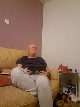 FriendlyDave online show from 03/04/25, 10:05