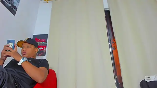 enjoy hotparty online show from 11/18/25, 02:54