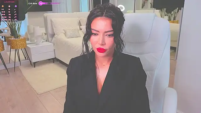 Snapshot of wowEva chatting on 10/18/25, 08:04 wowEva online show from 10/18/25, 08:04