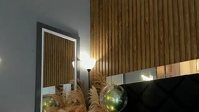 Snapshot of Zoevegass chatting on 01/17/25, 05:30 Zoevegass online show from 01/17/25, 05:30