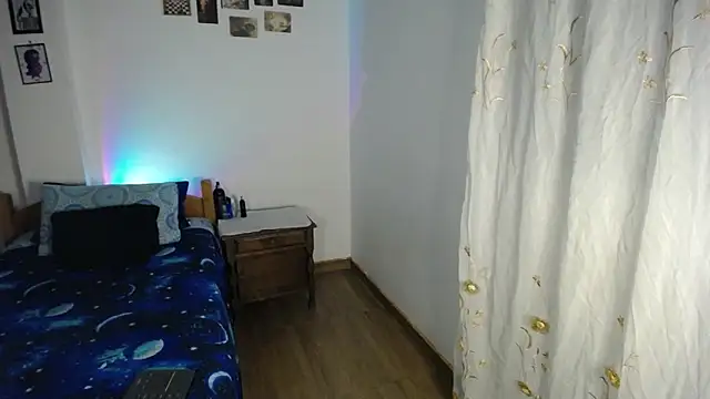 Snapshot of monkeywillwhite chatting on 02/16/26, 02:07 monkeywillwhite online show from 02/16/26, 02:07