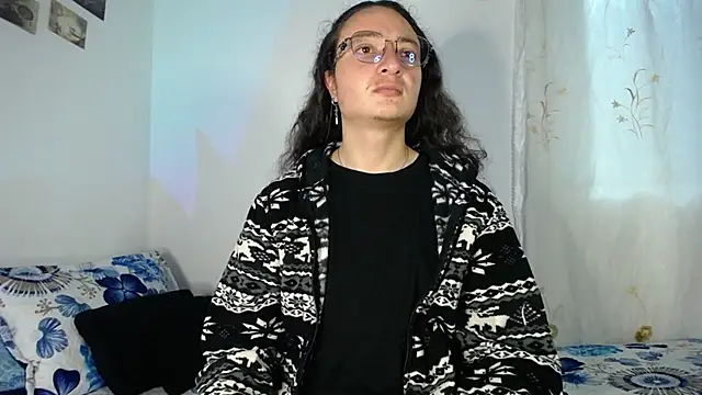 Snapshot of monkeywillwhite chatting on 03/07/26, 04:20 monkeywillwhite online show from 03/07/26, 04:20