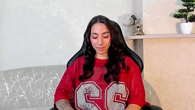Snapshot of KAYLA_BATISTA chatting on 07/18/26, 12:15 KAYLA BATISTA online show from 07/18/26, 12:15