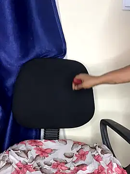 sweetestval online show from 11/06/25, 06:03