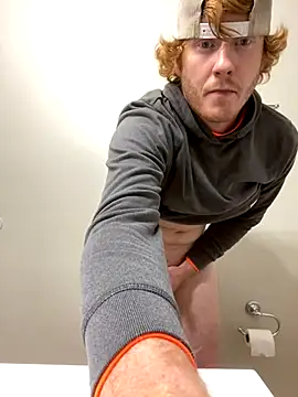 Snapshot of hottestcouplevaa chatting on 12/01/24, 04:29 hottestcouplevaa online show from 12/01/24, 04:29