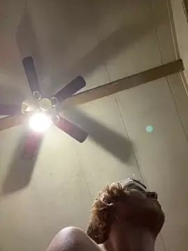 Snapshot of hottestcouplevaa chatting on 12/29/24, 05:42 hottestcouplevaa online show from 12/29/24, 05:42