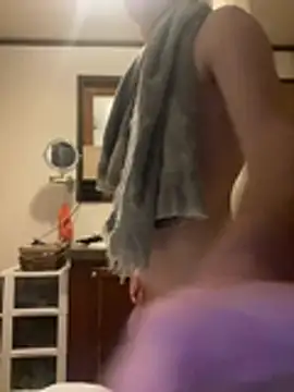 hottestcouplevaa online show from 05/15/26, 01:34