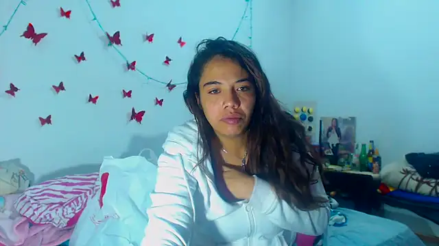 AmaraRoberts420 online show from 12/17/24, 10:43