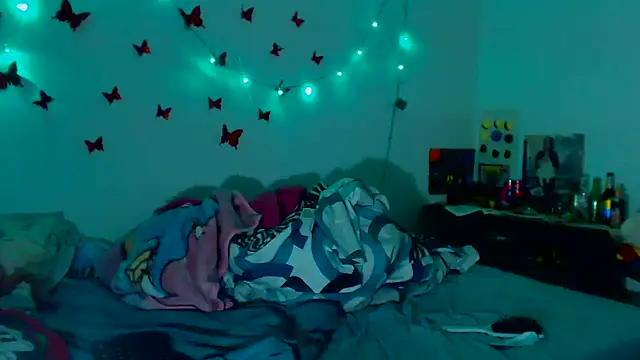 AmaraRoberts420 online show from 12/18/24, 01:48