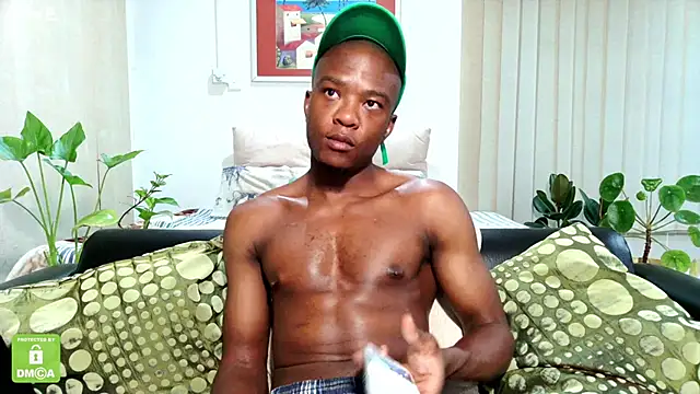 Snapshot of iCrushYenu chatting on 12/04/24, 12:52 iCrushYenu online show from 12/04/24, 12:52