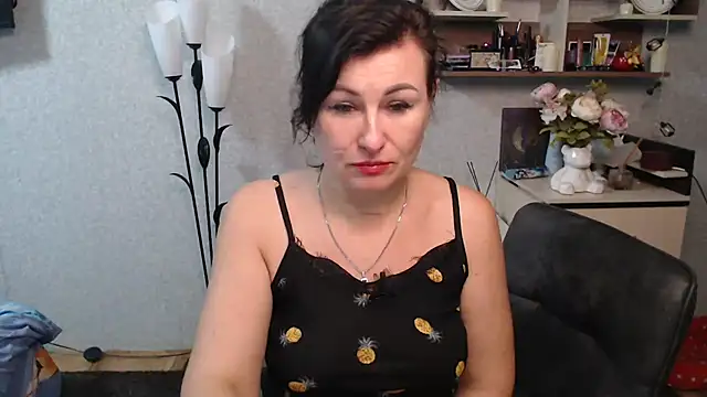 BeatriksS online show from 11/19/25, 08:20