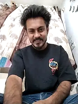 Snapshot of Instant_charger@xh chatting on 04/13/26, 06:19 Instant chargerxh online show from 04/13/26, 06:19
