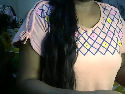 Snapshot of esita_1212 chatting on 03/13/25, 01:29 esita 1212 online show from 03/13/25, 01:29