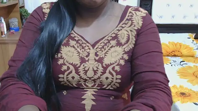 Snapshot of esita_1212 chatting on 02/20/26, 09:32 esita 1212 online show from 02/20/26, 09:32