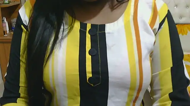 Snapshot of esita_1212 chatting on 02/22/26, 03:10 esita 1212 online show from 02/22/26, 03:10