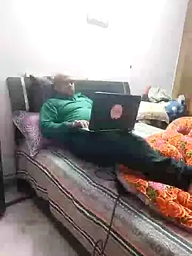 Dick 6inches online show from 12/08/24, 01:36