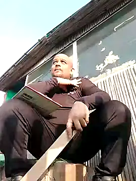 Dick 6inches online show from 02/10/25, 03:03