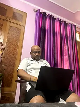 Dick 6inches online show from 10/13/25, 03:39