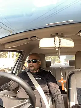 Dick 6inches online show from 11/07/25, 04:23