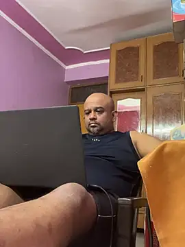 Dick 6inches online show from 06/08/26, 03:40