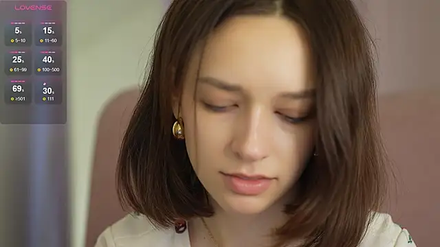 Snapshot of VivianLy_ chatting on 02/07/25, 10:50 VivianLy online show from 02/07/25, 10:50