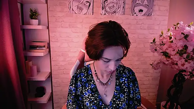 Snapshot of VivianLy_ chatting on 09/10/25, 11:10 VivianLy online show from 09/10/25, 11:10