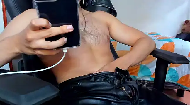 Tommy Bred online show from 03/11/25, 06:52