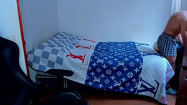 Tommy Bred online show from 09/11/25, 05:13