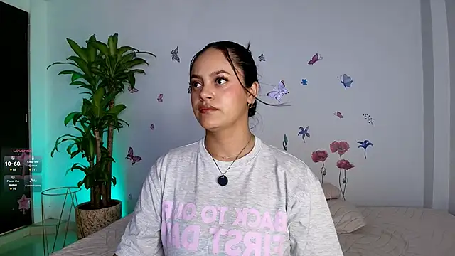 Snapshot of VICTORIABLACK_@xh chatting on 02/20/26, 07:25 VICTORIABLACK xh online show from 02/20/26, 07:25