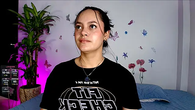 Snapshot of VICTORIABLACK_@xh chatting on 03/03/26, 09:04 VICTORIABLACK xh online show from 03/03/26, 09:04