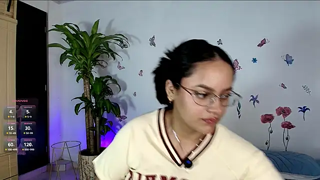 Snapshot of VICTORIABLACK_@xh chatting on 05/17/26, 10:00 VICTORIABLACK xh online show from 05/17/26, 10:00