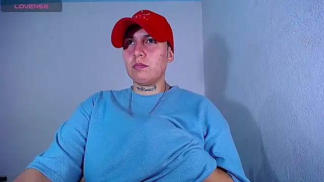 Snapshot of Yessi_rousse chatting on 12/02/24, 02:09 Yessi rousse online show from 12/02/24, 02:09