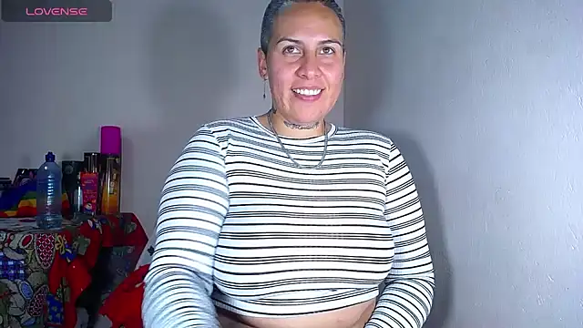 Snapshot of Yessi_rousse chatting on 12/17/24, 11:49 Yessi rousse online show from 12/17/24, 11:49