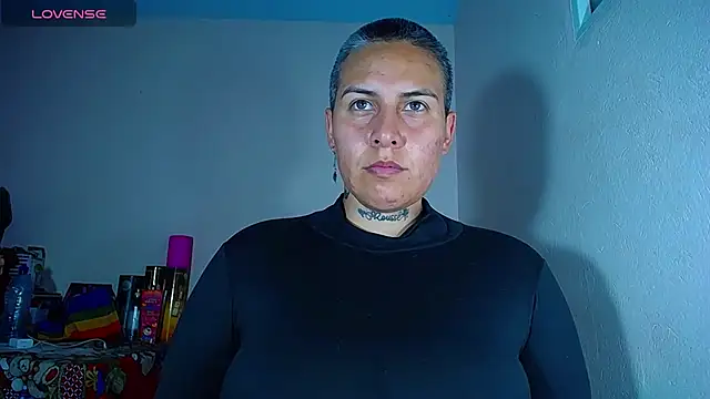 Snapshot of Yessi_rousse chatting on 12/18/24, 10:35 Yessi rousse online show from 12/18/24, 10:35