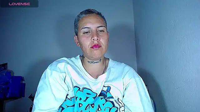 Snapshot of Yessi_rousse chatting on 02/12/25, 07:13 Yessi rousse online show from 02/12/25, 07:13