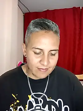 Snapshot of Yessi_rousse chatting on 02/26/25, 05:09 Yessi rousse online show from 02/26/25, 05:09